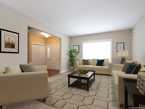 2nd image of 1124 Beachwood Ct