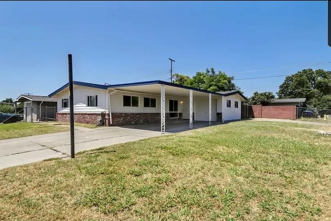 6500 Channing Dr — Photo 1