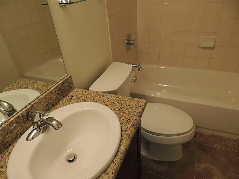 5333 Richmond Ave #3 — Photo 4