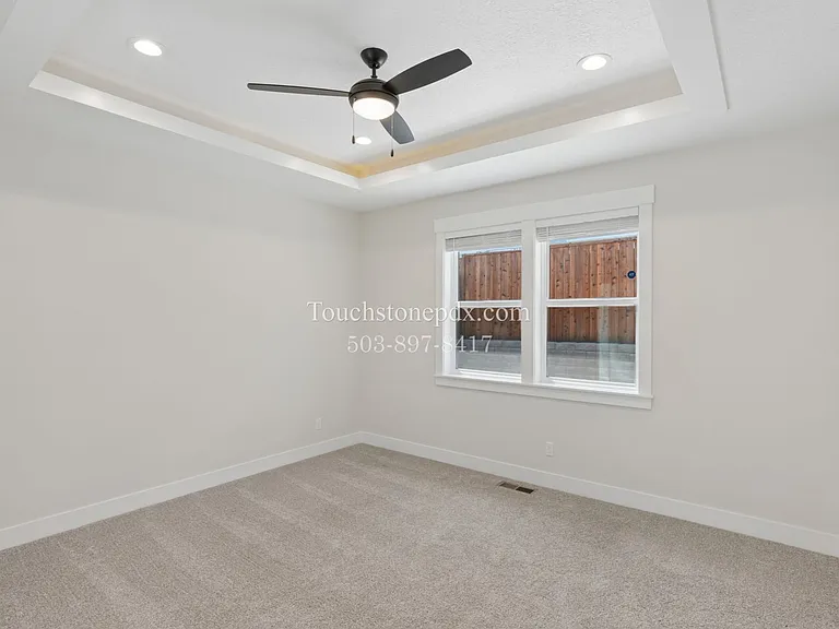 740 Jordan Elizabeth Ave SE — Photo 23