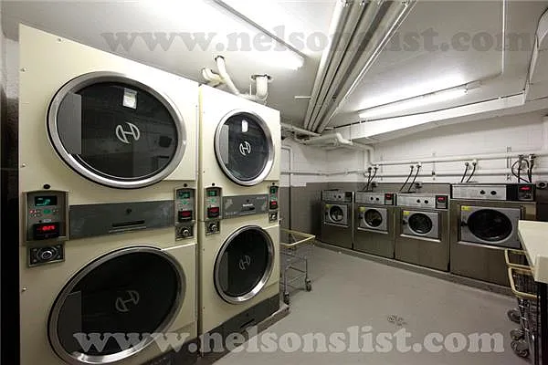 Rented by R New York | media 31