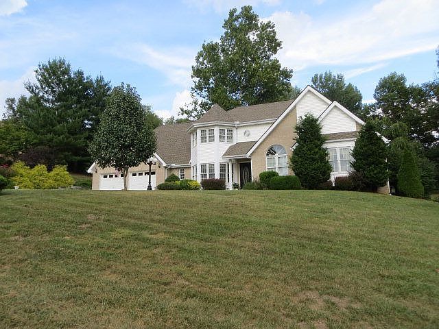 1st image of 44 Alison Dr