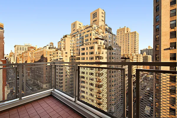 Sold by Stribling | media 14