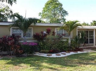 913 SW 49th Ter, Plantation, FL 33317