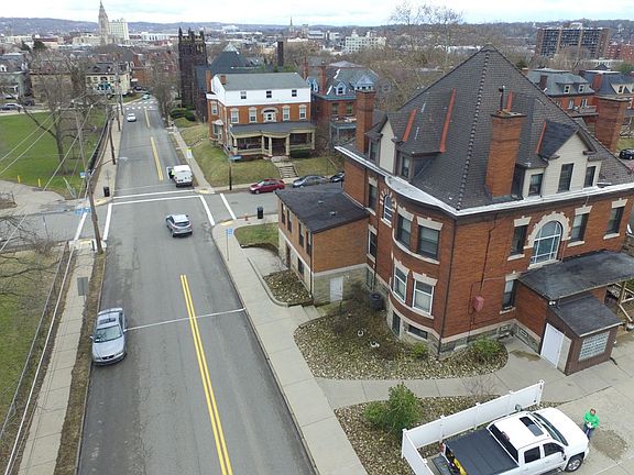 5th image of 304 S Graham St APT 2A