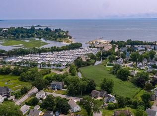 46 Milton St, Fairfield, CT 06824