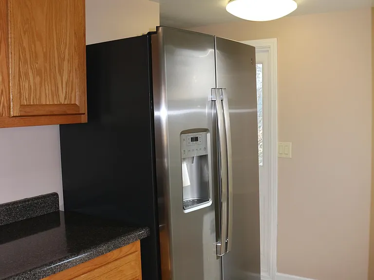 123 S University Ave — Photo 14