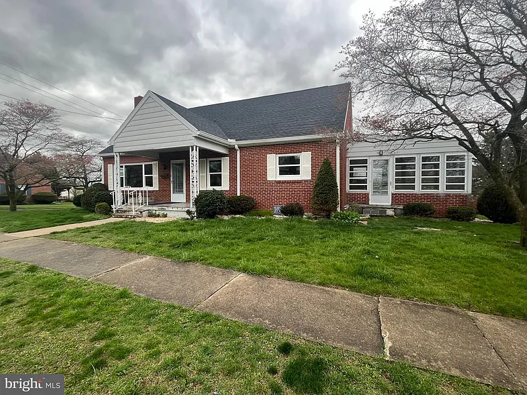 300 Harrison Ave — Photo 28