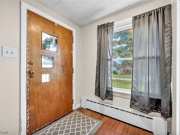 5th image of 591 Long Dr