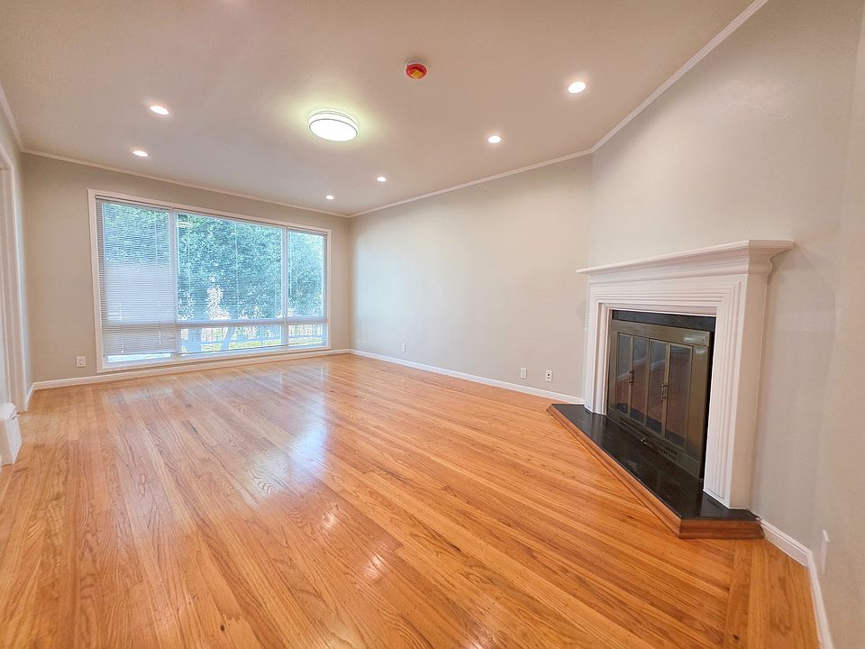 1st image of 2410-2412 34th Ave #2410