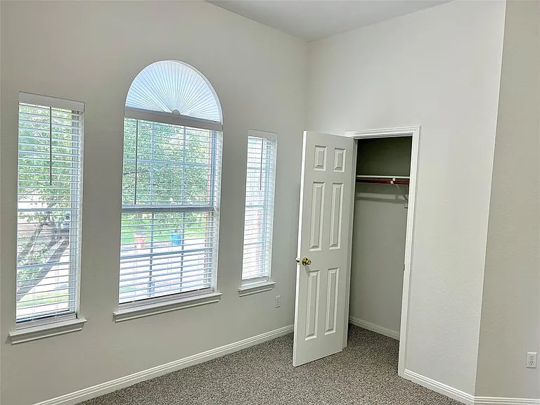 6400 La Carman Ln — Photo 20