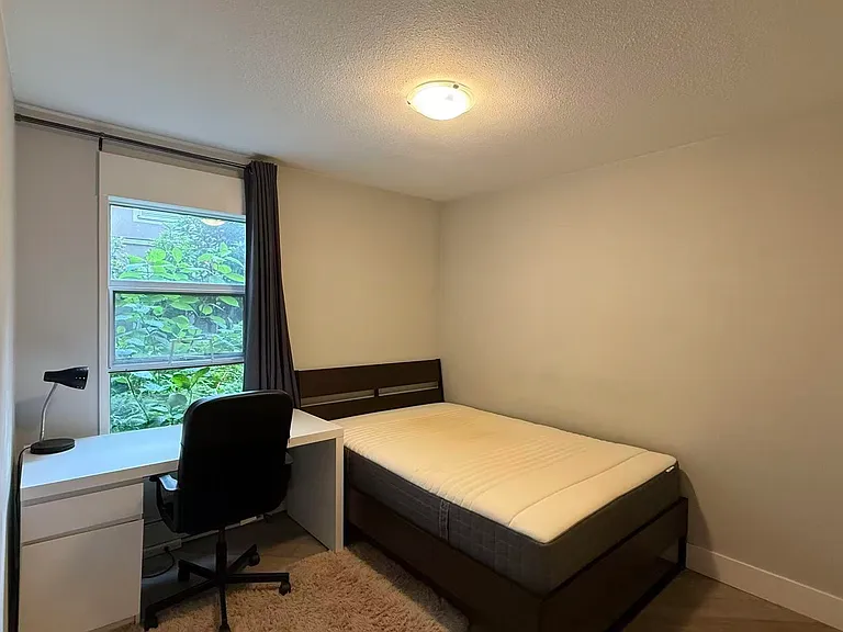 985 W 10th Ave #101 — Photo 10