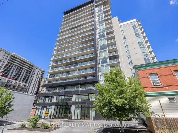 255 Bay St #405, Ottawa, ON K1R 0C5