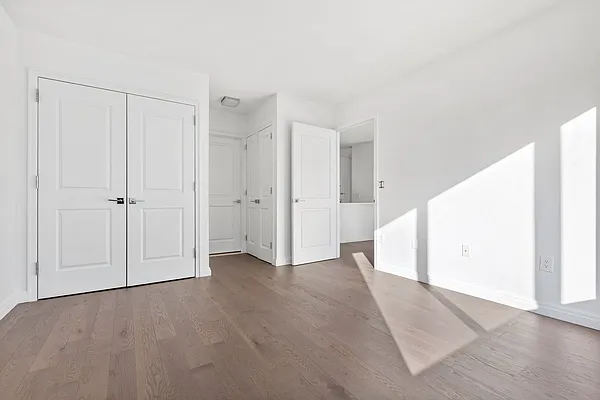 Rented by Greystar | media 30