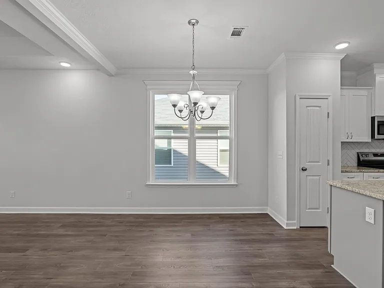 8163 Snelling Dr — Photo 17