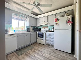 1560 NE 12th Terrace #D9, Jensen Beach, FL 34957