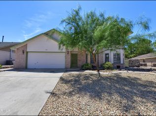 708 Villa Flores Dr, El Paso, TX 79912
