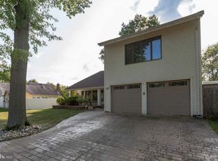 5 Concord Rd, Marlton, NJ 08053