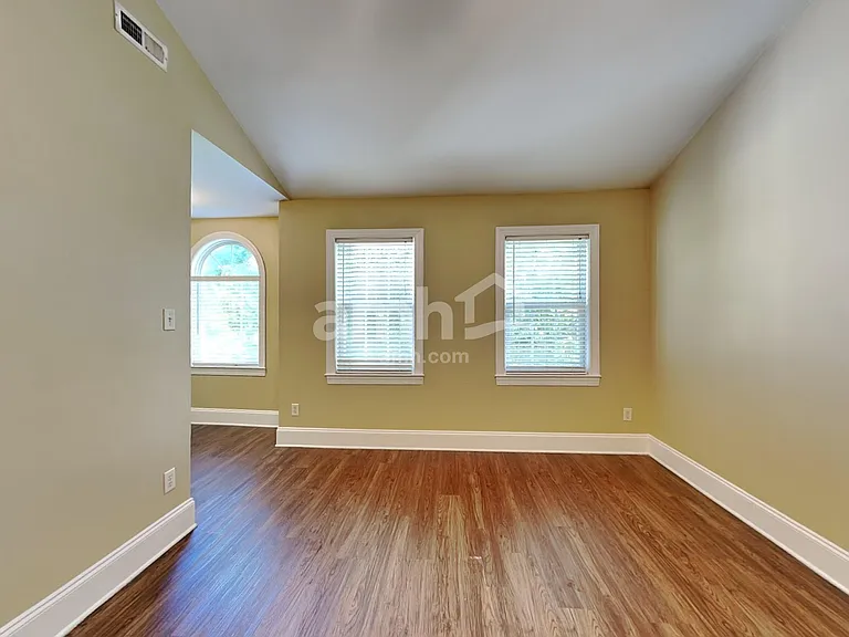 6504 Professor St — Photo 13