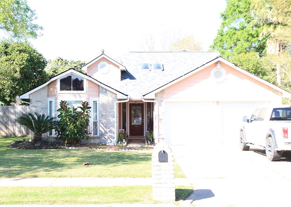 1st image of 15618 Barbarossa Dr