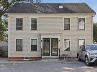 1 Lincoln Ct #1, Amesbury, MA 01913