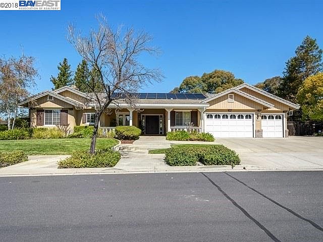 2nd image of 2112 Tuscany Cir