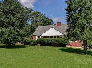 833 Sand Hill Rd, Asheville, NC 28806
