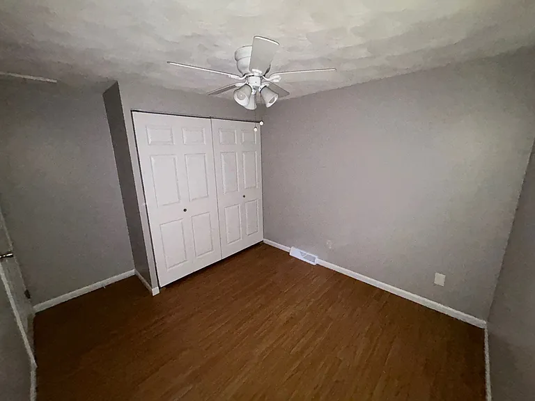 1229 W 19th St #BACK — Photo 8