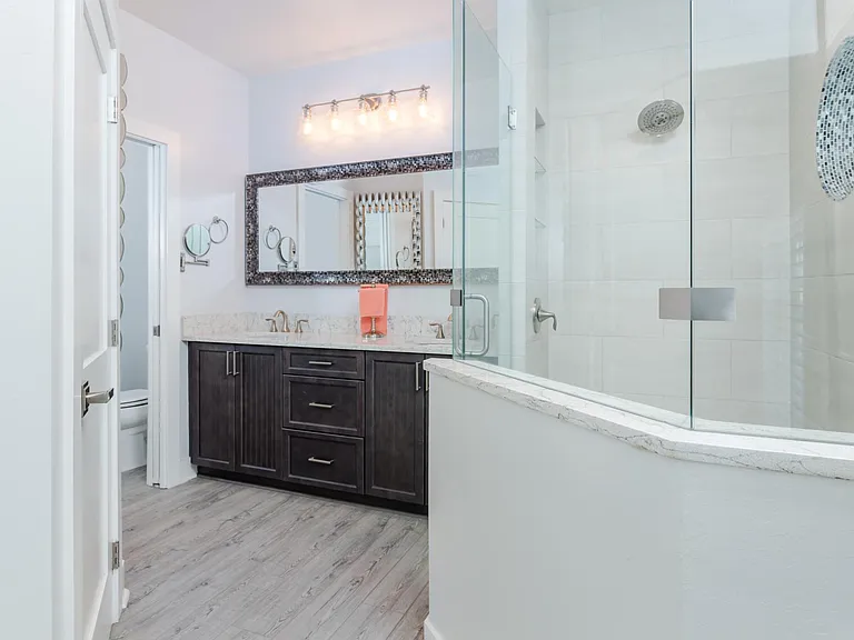 5866 Shell Cove Dr — Photo 13