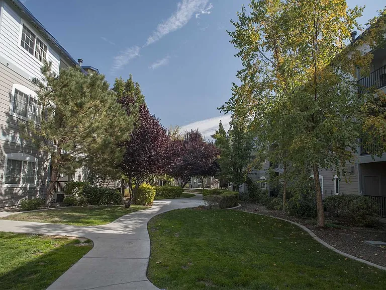 Marina Village Apartments — Photo 18