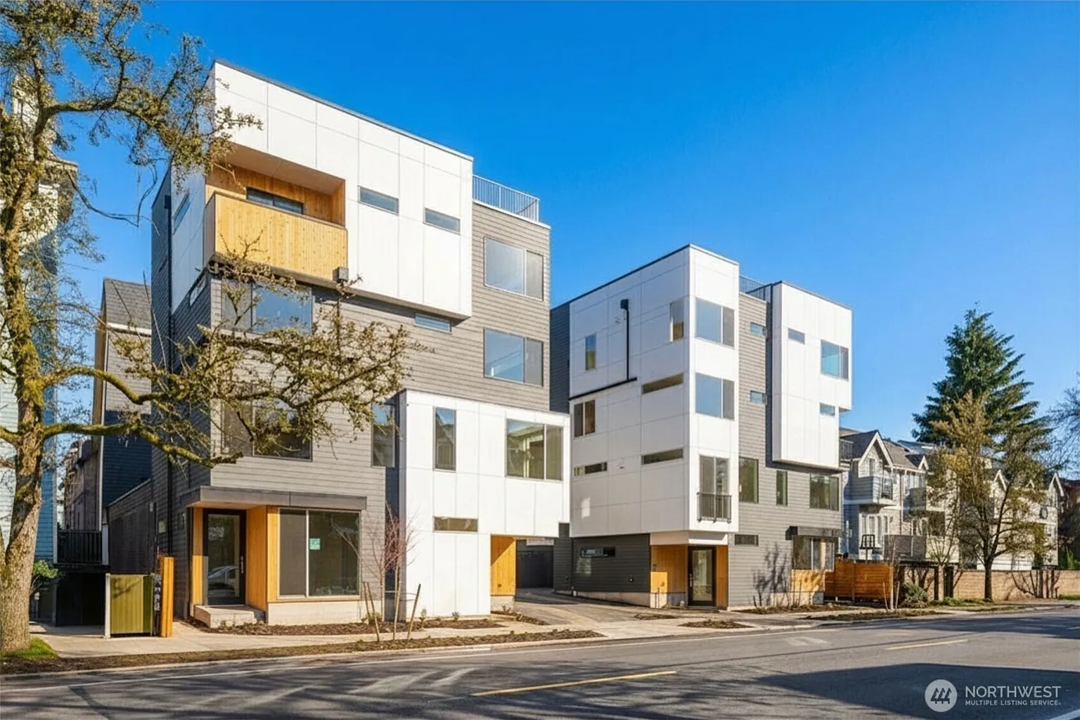 1123 C 10th Avenue E photo 1