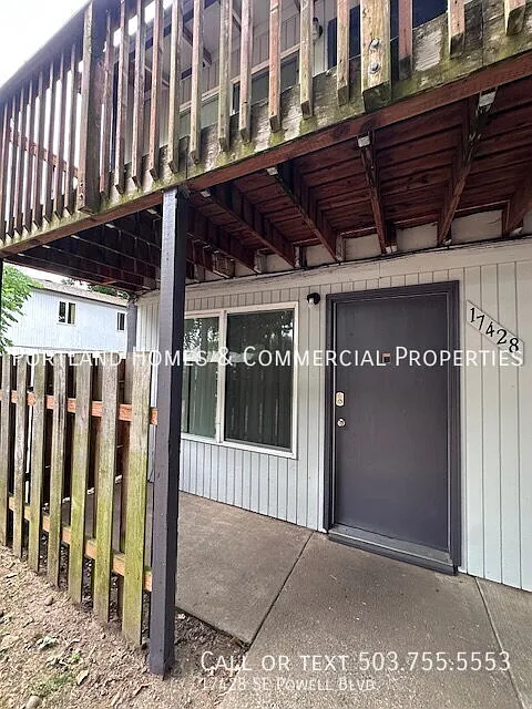 17428 SE Powell Blvd