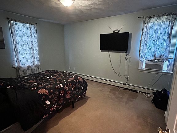 5th image of 12 Linden St