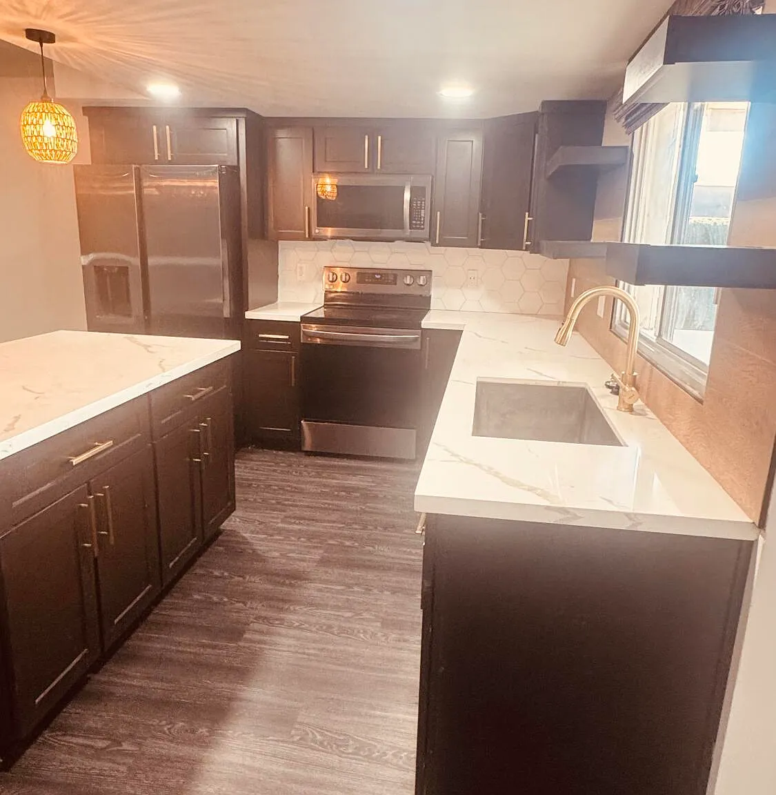 2 bed, 2.0 bath, 1352 sqft, $2,475 — Photo 3