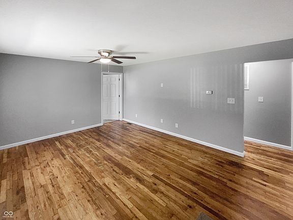 3rd image of 5526 La Pinta Dr