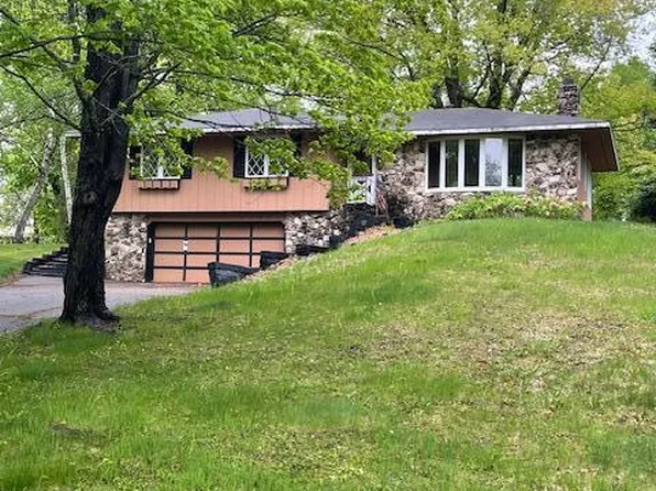 104 Birchview Ln, Hinckley, MN 55037