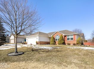 1580 S Delano St, Saint Clair, MI