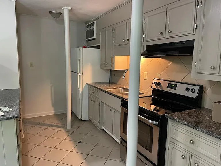 109 Canary Dr #6 — Photo 4