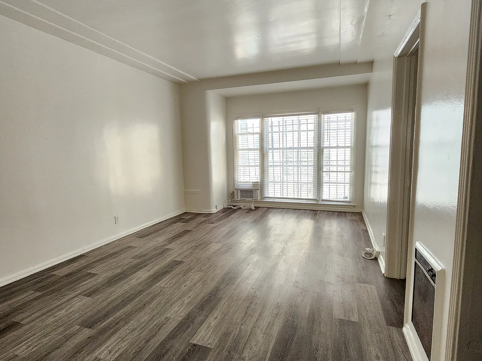 Studio, 500 sqft, $1,495 — Photo 1