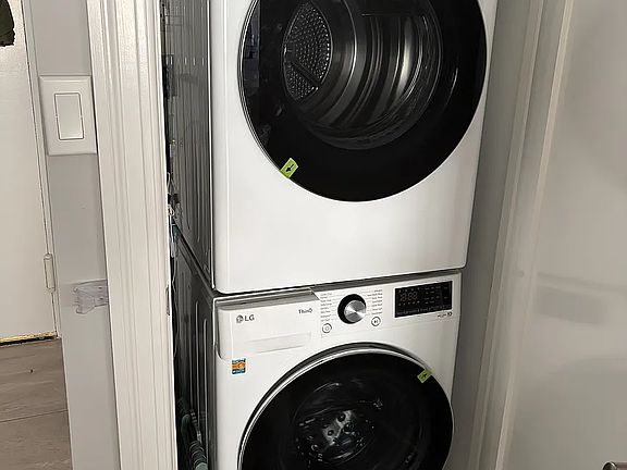 5th image of 3755 Henry Hudson Pkwy APT 14A