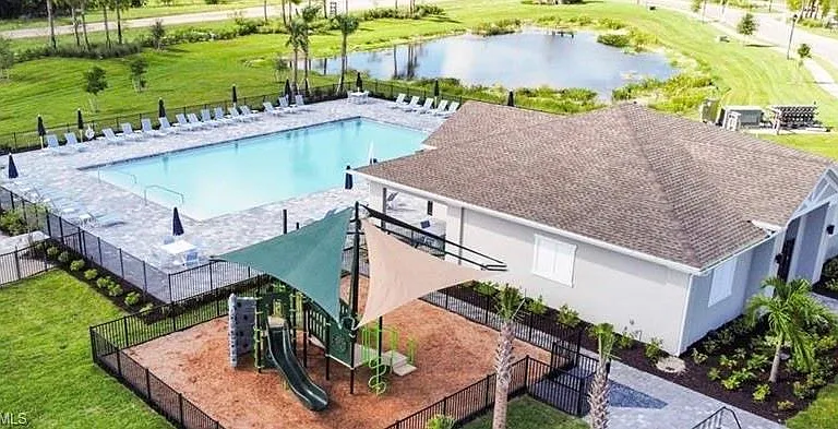 12245 Savanna Lakes Blvd — Photo 5