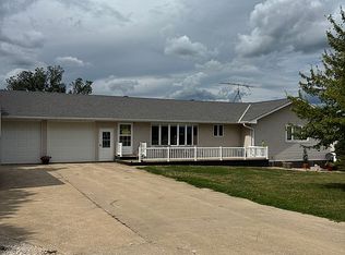 15567 110th St, Breda, IA 51436