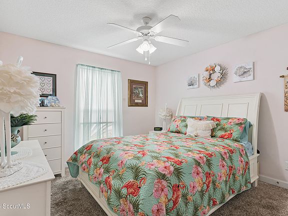 3rd image of 231 Wellington Pl