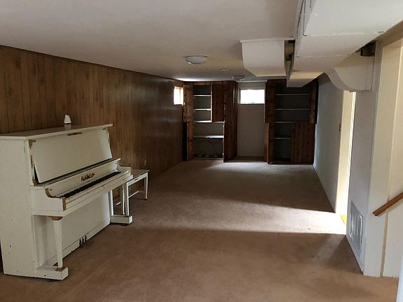 5th image of 2609 Knollwood Dr