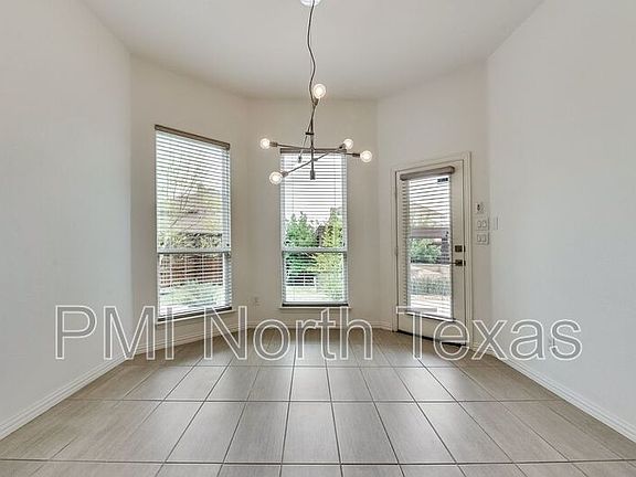 5th image of 2992 Brianna Dr