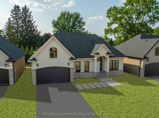 56 Cesar Pl, Hamilton, ON L9G0G3