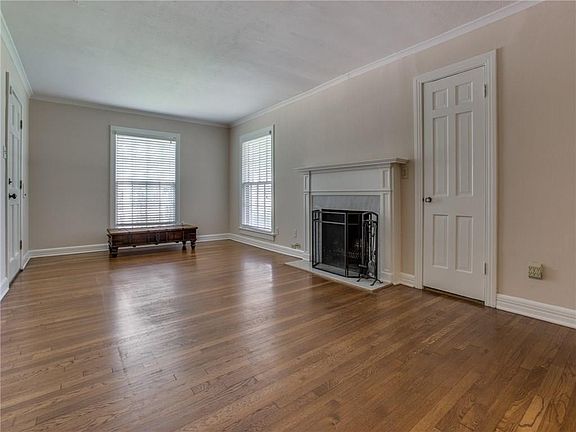 2nd image of 3301 Worth Hills Dr