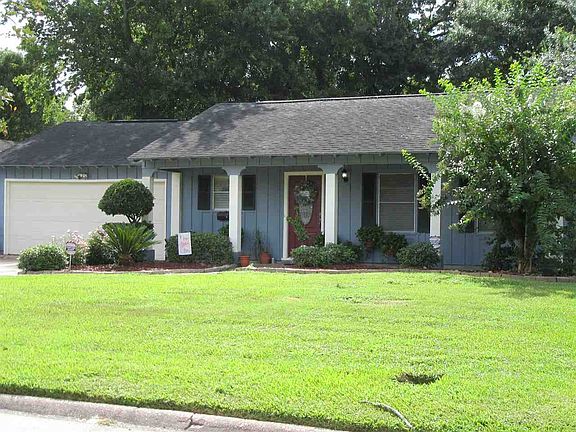 2nd image of 3665 Bryan Dr