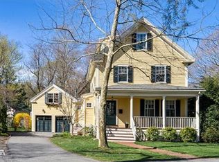 14 Woodlawn Ave, Wellesley, MA 02481