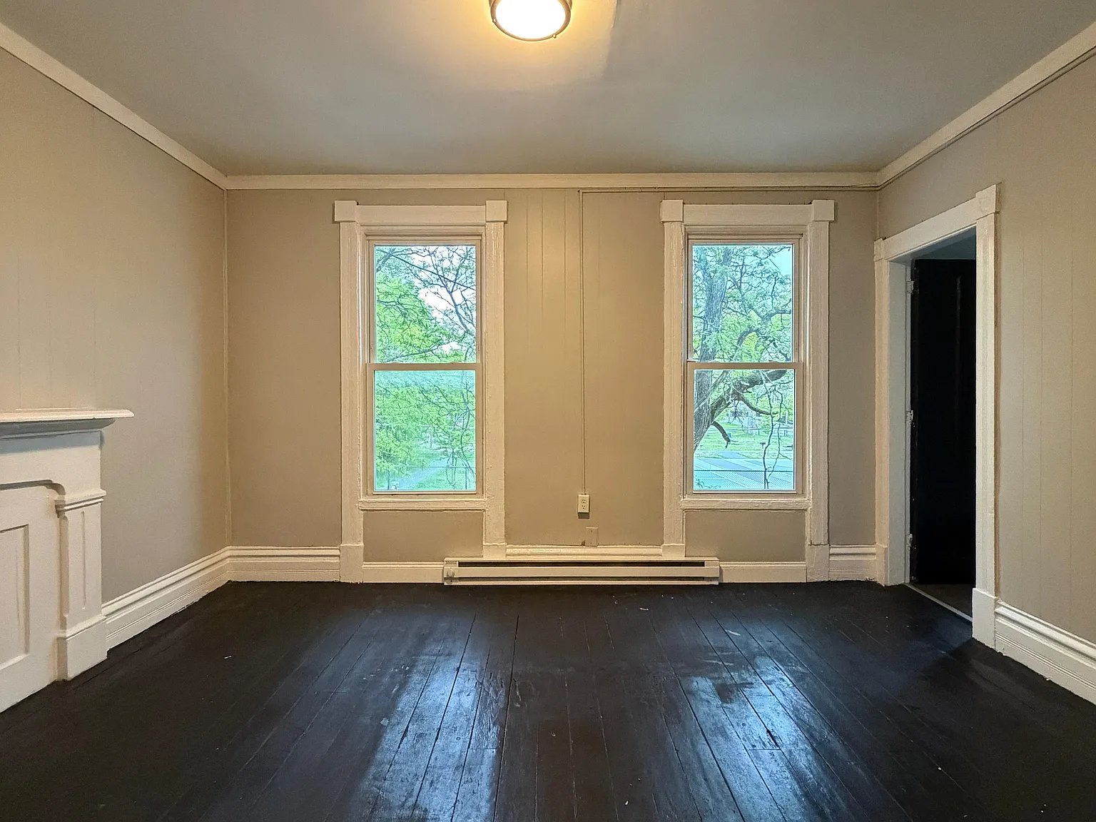 3 bed, 1000 sqft, $1,450 — Photo 2